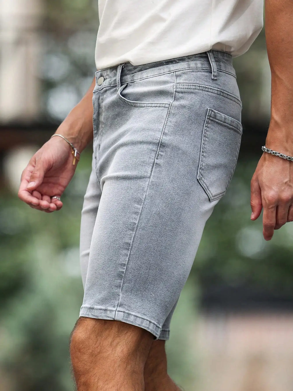 Men's summer denim shorts. Gray skinny shorts. For daily leisure. Versatile and simple. Fashionable and trendy.