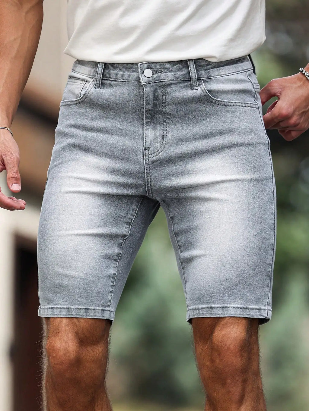 Men's summer denim shorts. Gray skinny shorts. For daily leisure. Versatile and simple. Fashionable and trendy. GRAY